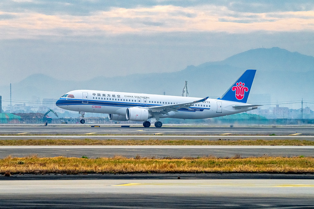 南方航空3架C919國產大飛機亮相春運